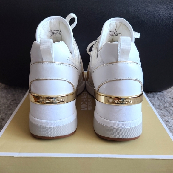 Micheal Kors Sneakers (EUC) - Picture 4 of 4